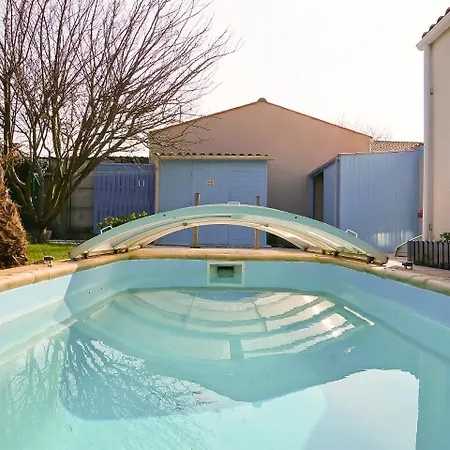 度假居 Holiday Les Bardieres