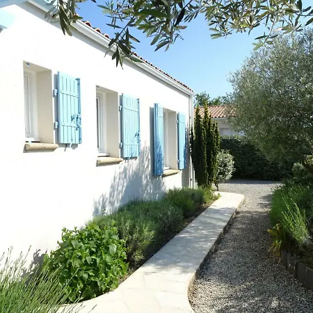 Holiday Les Bardieres 道拉斯奥莱龙